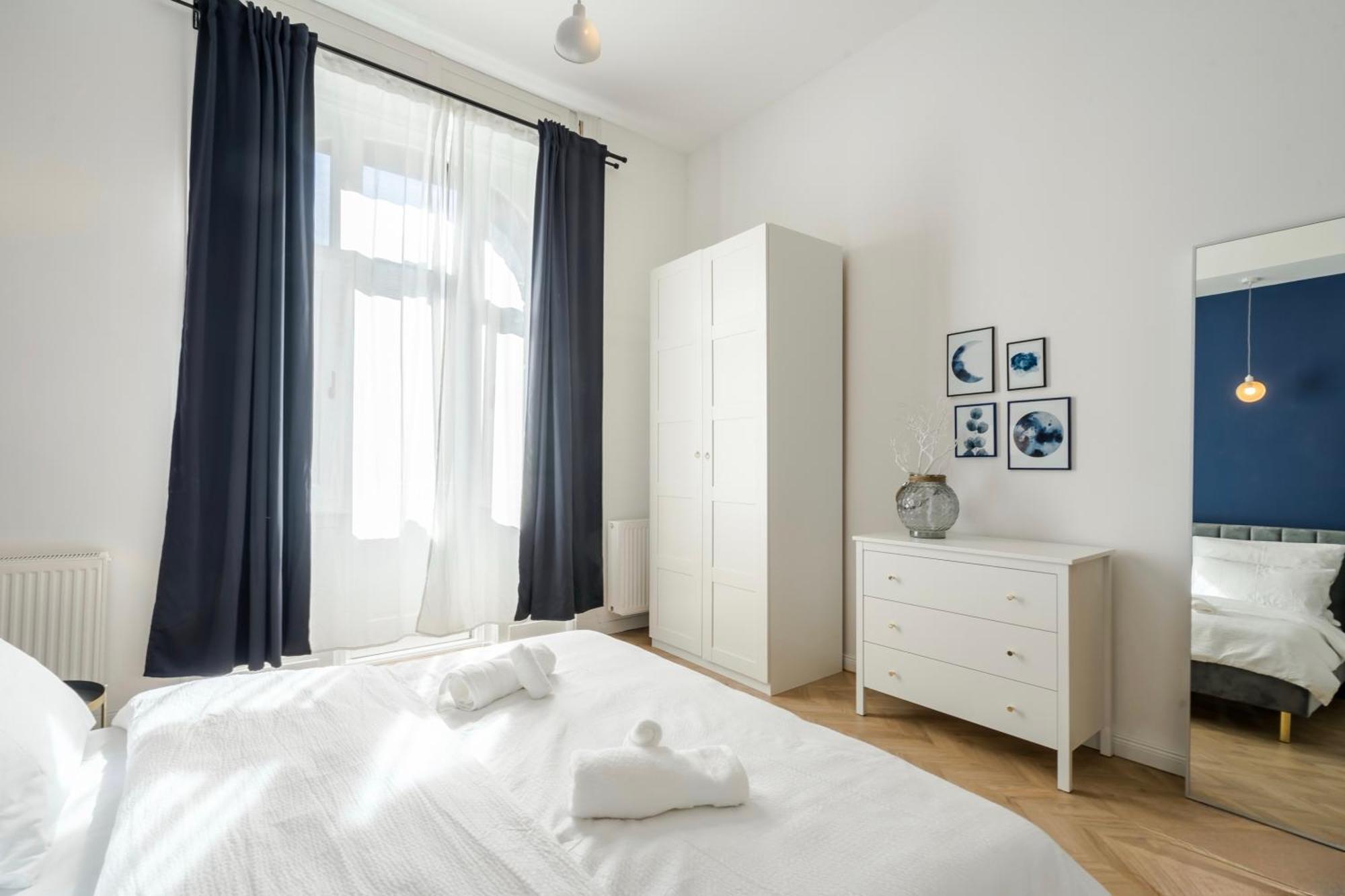 D58 - Grand Boulevard Royal - Location By Bqa Apartament *